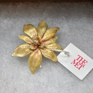 Met Museum Magnolia Flower Brooch Gold Enamel Artisan Pin NIB dh1383